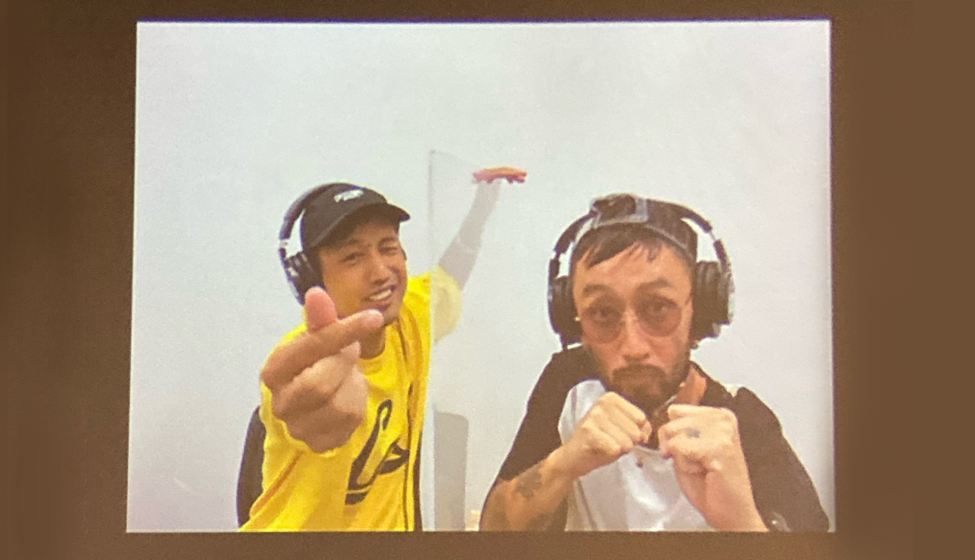 オンラインインタビューに応えるORANGE RANGEのHIROKIさんとRYOさん