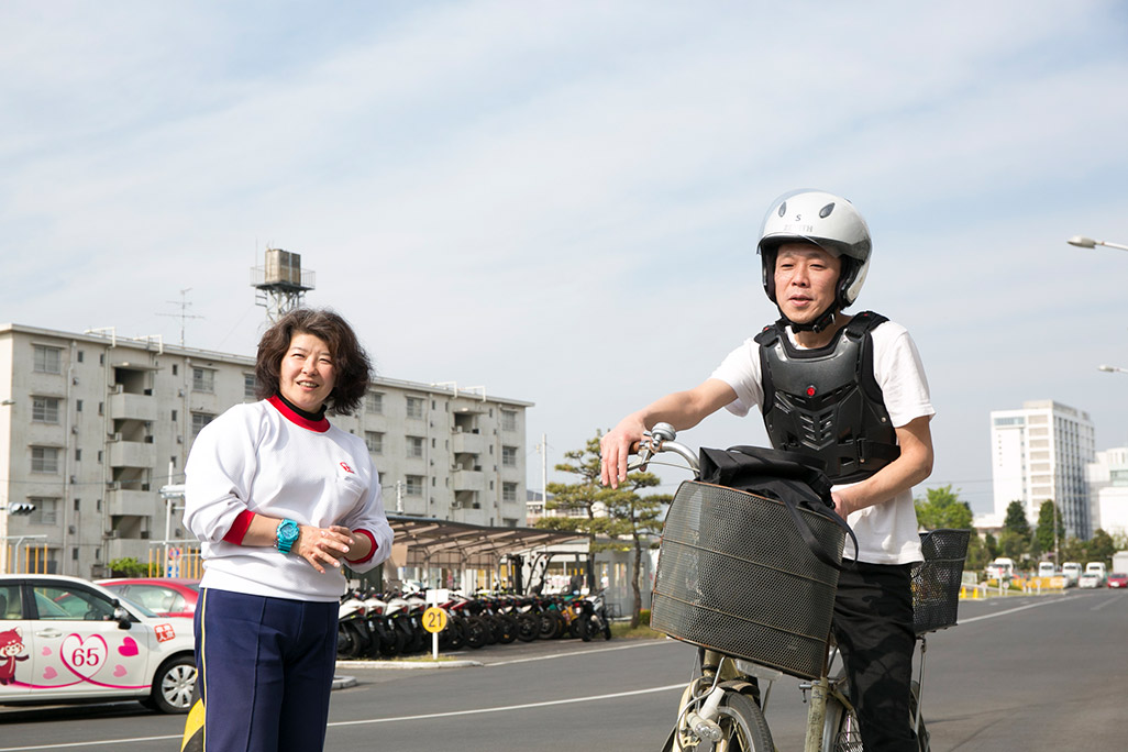 武藏境自動車教習所内で衝突テストを開始