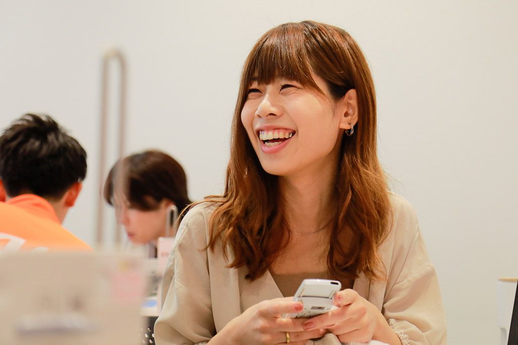 おもいでケータイ再起動で古いケータイがよみがえった女性