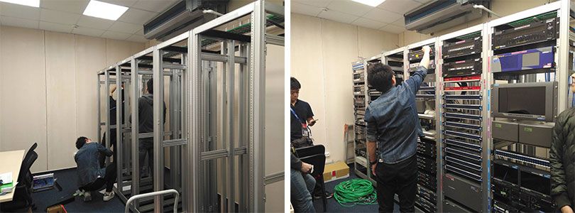 モスクワの「IBC」で機材をセッティングするKDDIのメンバー