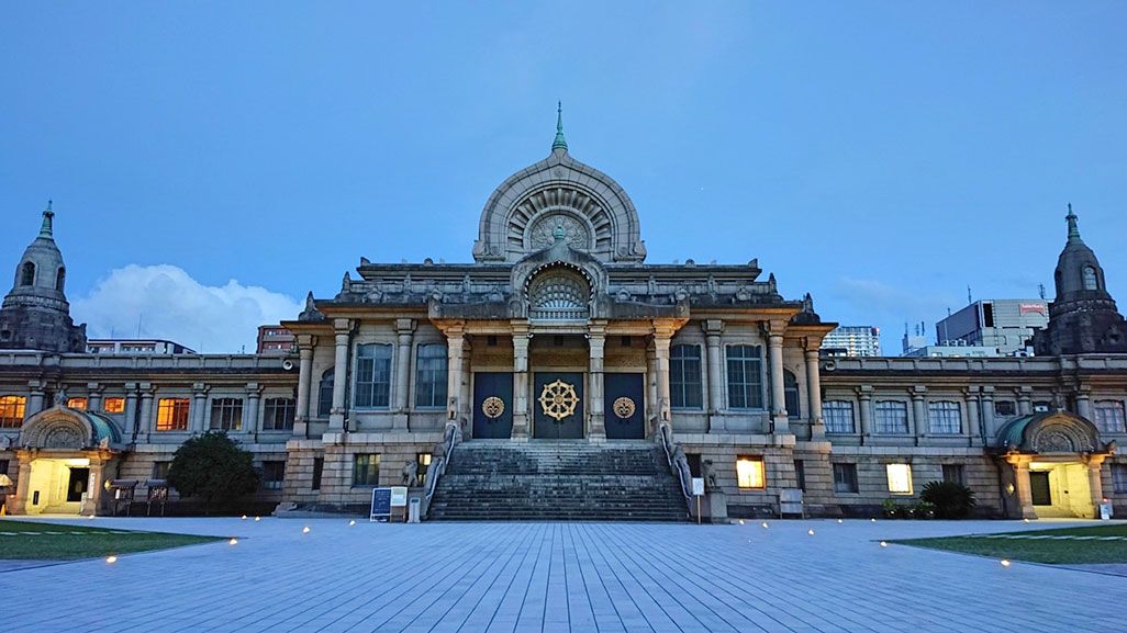 Xperia XZ2 Premiumで撮影した築地本願寺