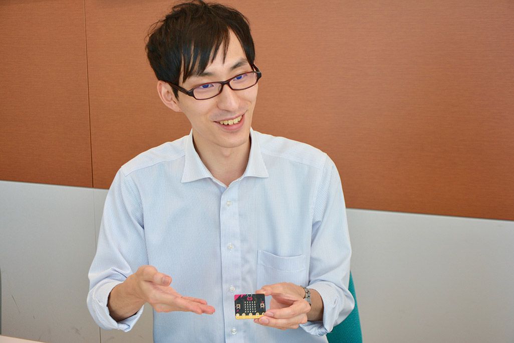 KDDI 技術企画本部 技術開発戦略部 岡本浩尚