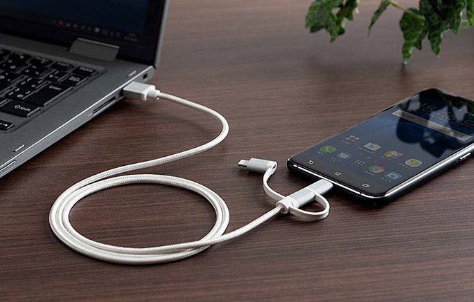 3in1 ライトニング マイクロUSB USB Type-Cケーブル(500-IPLM019)