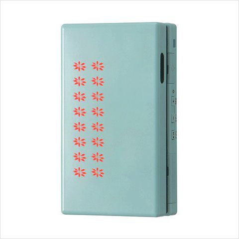 2006年発売のデザインケータイIneon」
