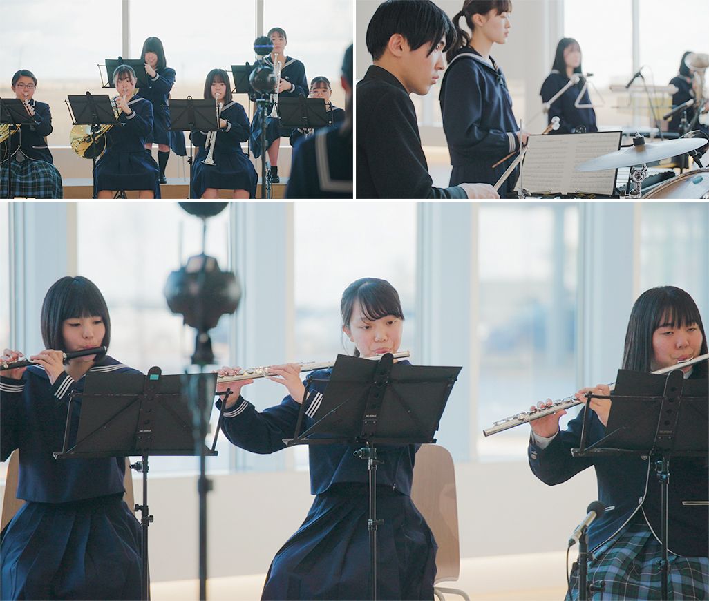 演奏するふたば未来学園と原町高校の生徒たち