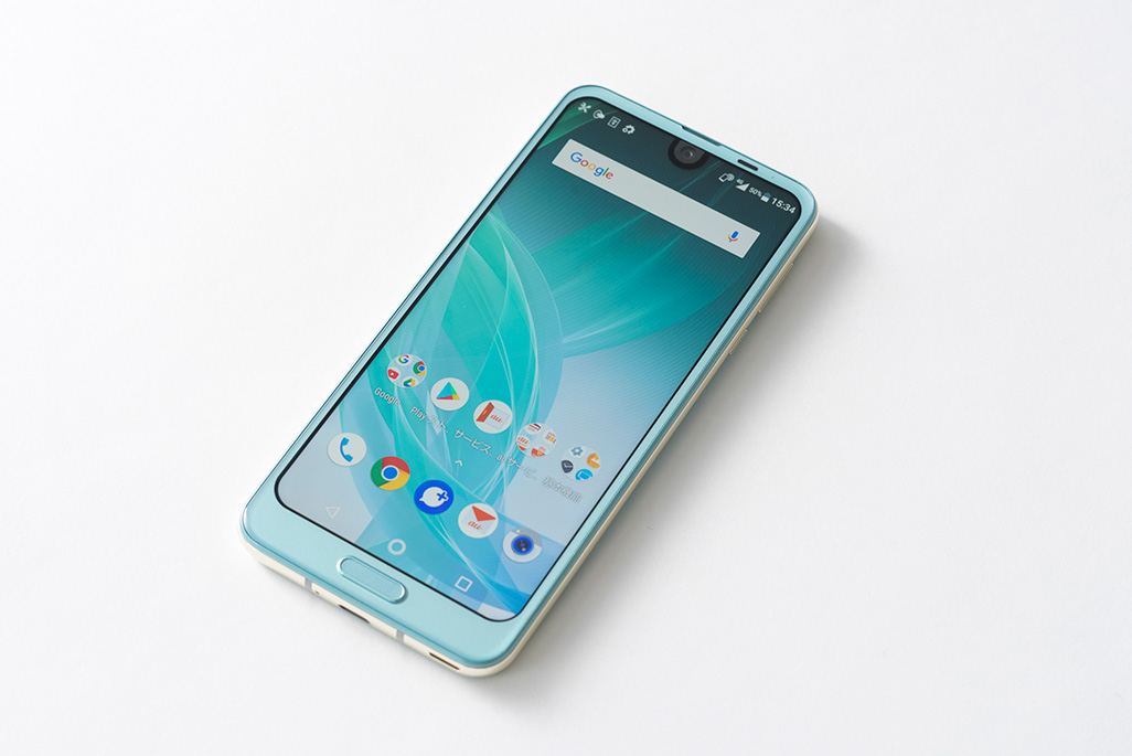 AQUOS R2