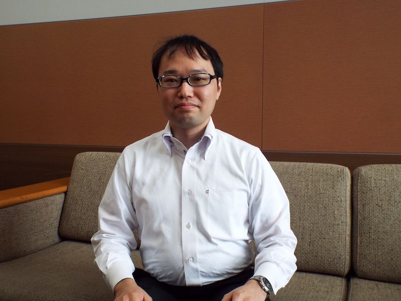 KDDI商品企画本部 サービス企画部 CXサービスグループ東海林新
