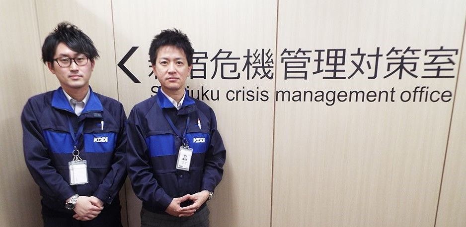KDDI 運用本部 特別通信対策室 藤井一平、KDDI運用本部 大阪テクニカルセンターエ 稲葉浩行