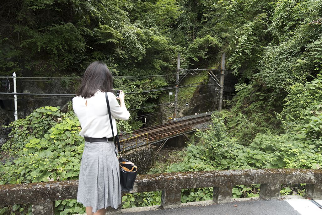 極楽橋駅付近のトンネル
