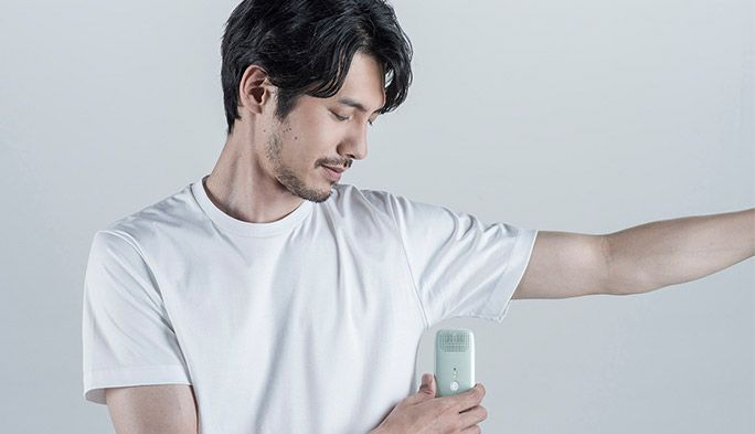 えっ、自分ってこんなに臭かったの? 数値で見られる世界初の体臭チェッカーとは